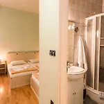 Aurora 3*