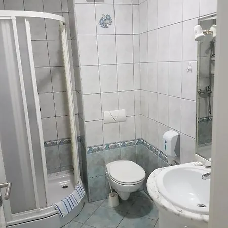 Gostinjska kuća Aurora 3*